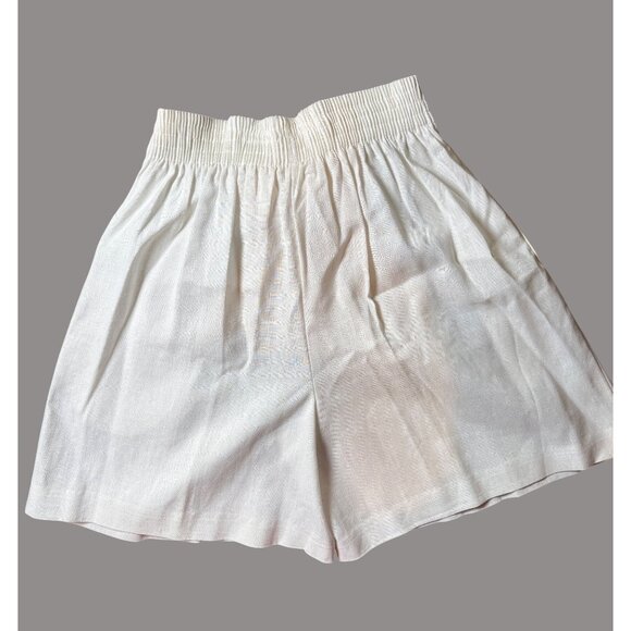 Vintage Apostrophe Rayon-Linen Blend Pleated High-Waist White Shorts Sz 6 - USA - Picture 2 of 3